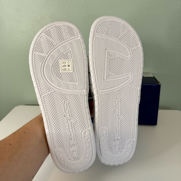 Champion Men's Athletic Slide Slip In Sandal White with Logo - Picture 4 of 9
